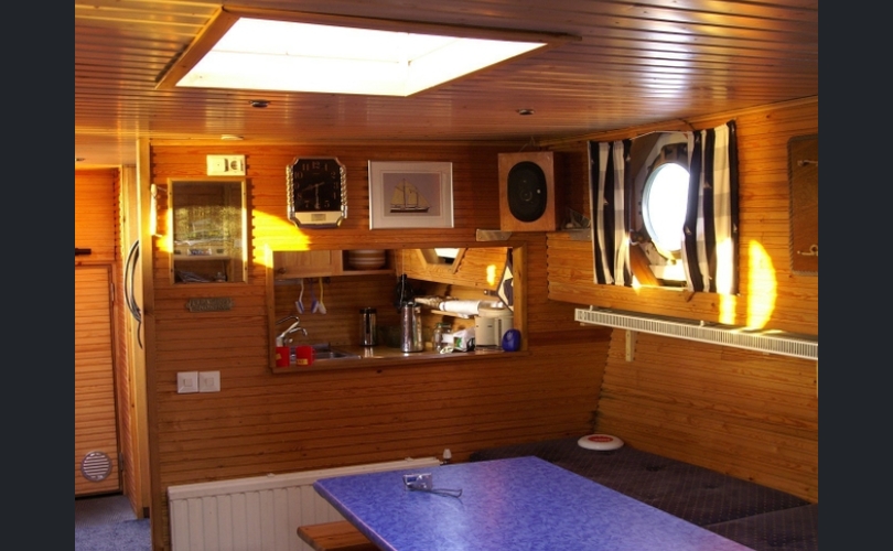 Muu Merkki Kahvelikuunari-kuva-4